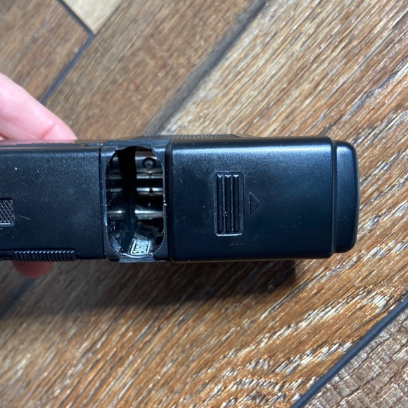 Vivitar 110 Camera with Case Vintage - Picture 8 of 15